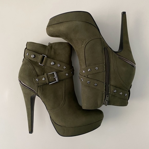 G By Guess - Picture 3 of 3